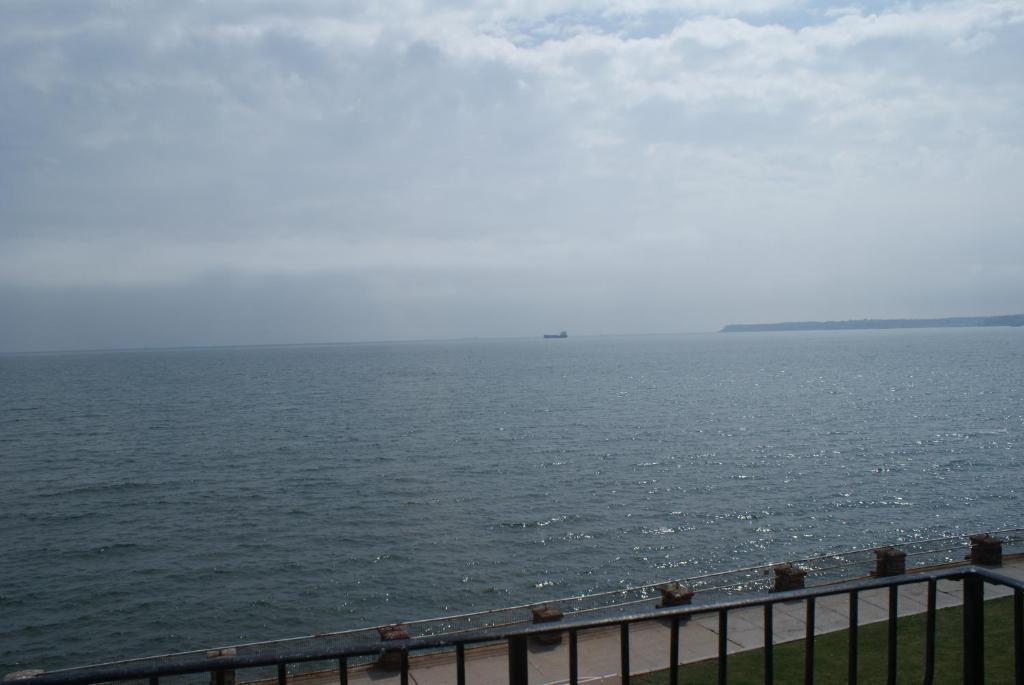 Redcliffe Hotel 3*